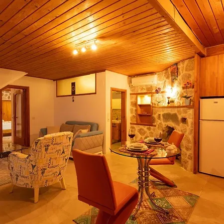 Vinka - 1 Bedroom With Jacuzzi In Kalkan 카스